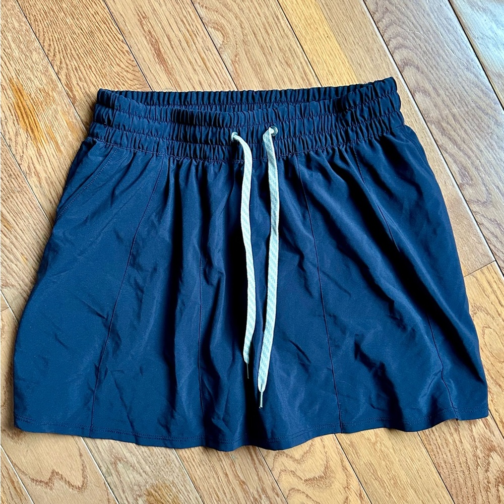 Vuori Navy Women's Skort
